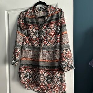 Women’s medium blouse